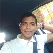 Profesor de ciencias políticas, estudiante de derecho con énfasis en Ciencias políticas y Relaciones Internacionales